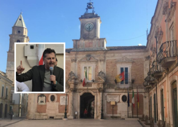 SAN SEVERO, MASUCCI: “AZZERAMENTO DELLA GIUNTA? ALTRO CHE RESPONSABILITÀ: LA COLANGELO RIAPRE IL MERCATO DELLE VACCCHE IN UNA MAGGIORANZA ORMAI SENZA NUMERI E SENZA DIGNITÀ POLITICA”