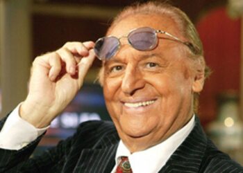 Renzo Arbore porta il suo patrimonio a Foggia: nasce Casa Arbore