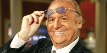 Renzo Arbore porta il suo patrimonio a Foggia: nasce Casa Arbore